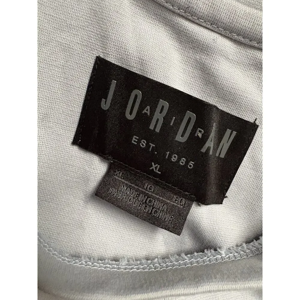Rare Find Men’s Jordan Shirt Cool Grey Sz XL AA8724-012 Condition 10/10